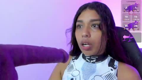 Snapshot of giselle_upp chatting on 09-28-25, 06:57 Giselle online show from 09-28-25, 06:57