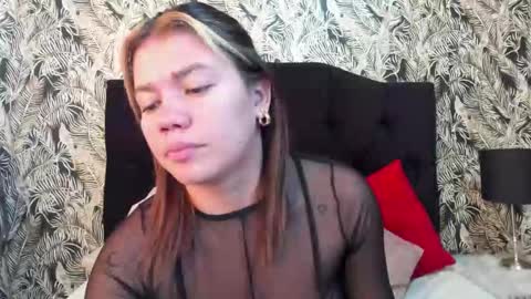Snapshot of gissel_angel chatting on 10-21-25, 08:53 Gissel angel online show from 10-21-25, 08:53