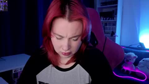 AlexaMillis online show from 06-25-26, 09:52