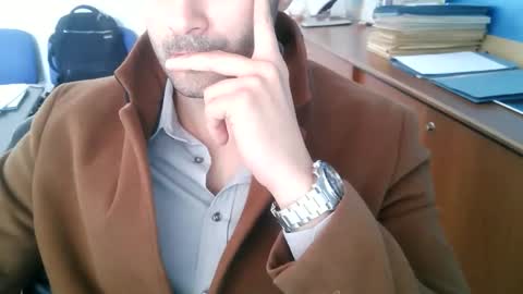 giuseppevai1 online show from 11-03-25, 10:05