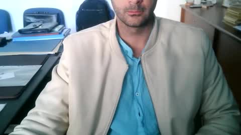 giuseppevai1 online show from 04-29-26, 08:07