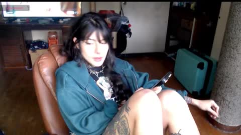 Snapshot of givenom chatting on 10-09-25, 08:29 dirtyvenom online show from 10-09-25, 08:29