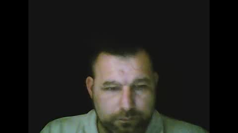 Snapshot of gjleeke chatting on 02-16-25, 09:48 guzz online show from 02-16-25, 09:48