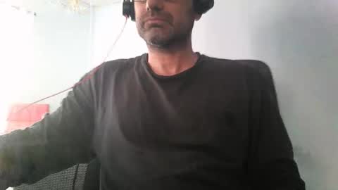 Snapshot of gjustaguym chatting on 04-10-26, 08:41 gjustaguym online show from 04-10-26, 08:41