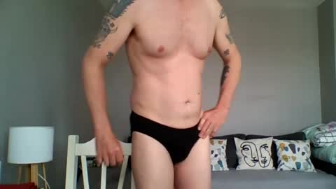 Snapshot of gladius_grande chatting on 06-18-26, 12:09 Gladius Grande online show from 06-18-26, 12:09