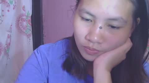 Snapshot of glamgoddess23 chatting on 10-22-25, 12:44 glamgoddess23 online show from 10-22-25, 12:44