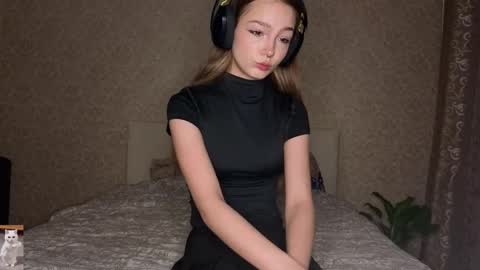 Catalina online show from 01-07-26, 04:09