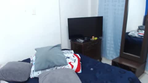 Snapshot of glennddastar chatting on 11-28-25, 10:34 GlennddaStar online show from 11-28-25, 10:34