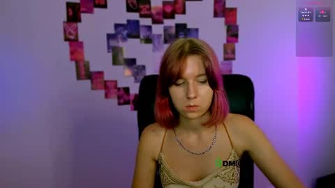 Snapshot of gloria_bubble chatting on 06-11-26, 12:32 your dream online show from 06-11-26, 12:32