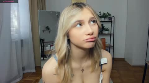 Cherry online show from 01-19-26, 07:56