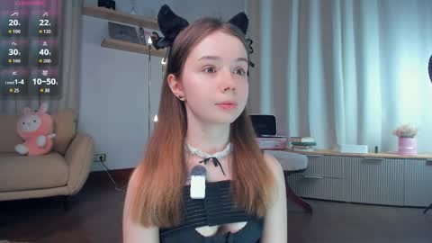 Ann Eliz and Gigi online show from 04-21-26, 02:51