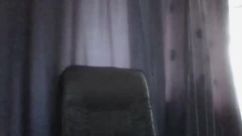 Snapshot of glusgan chatting on 05-20-26, 06:52 Your boy online show from 05-20-26, 06:52