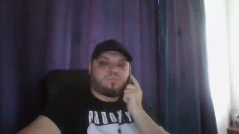 Snapshot of glusgan chatting on 05-22-26, 11:16 Your boy online show from 05-22-26, 11:16