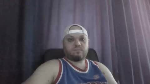 Snapshot of glusgan chatting on 06-04-26, 07:25 Your boy online show from 06-04-26, 07:25