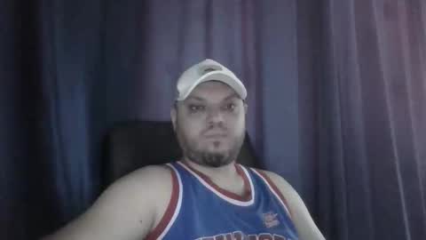 Snapshot of glusgan chatting on 06-05-26, 06:52 Your boy online show from 06-05-26, 06:52