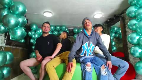 THOMAS AND DAMIAND online show from 01-25-25, 04:13