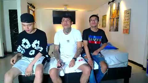 THOMAS AND DAMIAND online show from 07-27-26, 12:12
