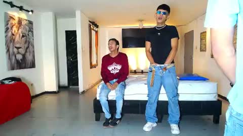 THOMAS AND DAMIAND online show from 08-02-26, 12:36