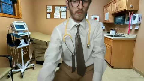 gnickname online show from 06-14-26, 07:43