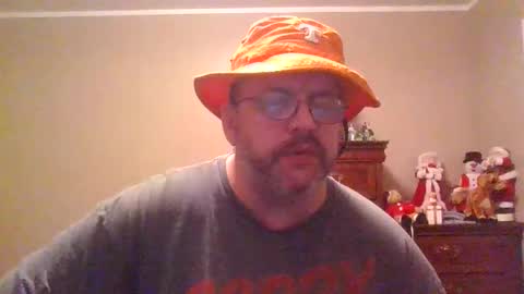 IDKIDCIDGAF online show from 12-23-25, 01:36