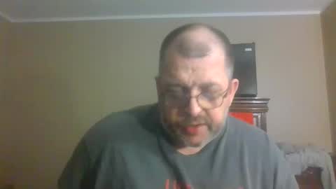 IDKIDCIDGAF online show from 04-25-26, 03:20