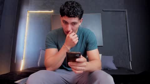 steven online show from 12-04-24, 12:25