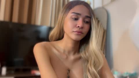 Snapshot of goddess_alexa1 chatting on 12-23-25, 04:54 alexa online show from 12-23-25, 04:54