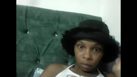 Snapshot of goddess_brenda chatting on 03-26-26, 02:28 BRENDA Hello love help me please Independent model online show from 03-26-26, 02:28