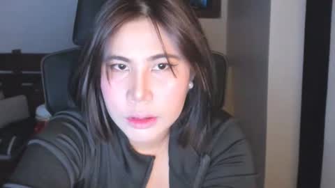 Snapshot of goddess_chantal chatting on 02-02-25, 01:41 MARGOLD online show from 02-02-25, 01:41