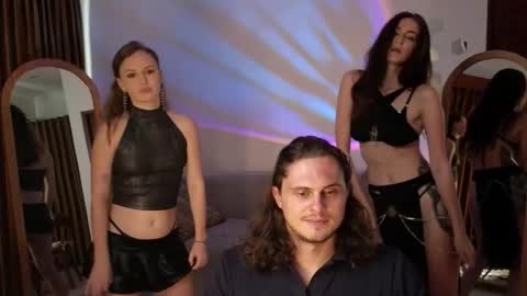   330 UTC2 girls   online show from 03-14-26, 05:35