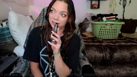 Patricia Mars           Goddess of Mars twitter thegoddessmindy online show from 04-21-26, 02:56