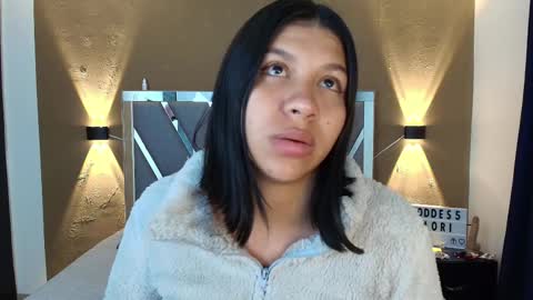 Snapshot of goddess_saori chatting on 02-16-26, 01:35 Saori online show from 02-16-26, 01:35