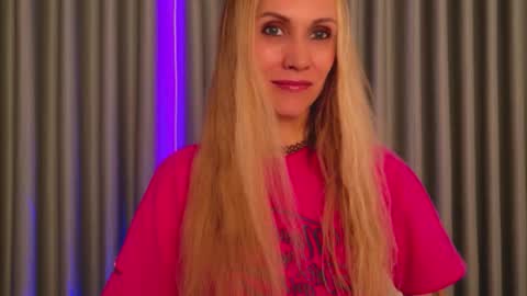 Katarina online show from 11-30-25, 10:52