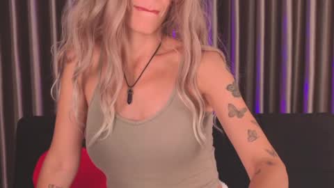 Katarina online show from 04-13-26, 11:27