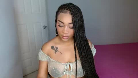 Valentina online show from 07-29-26, 04:16