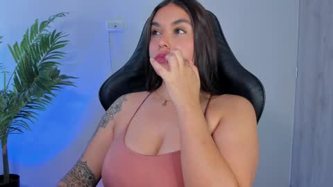 Miss Veronica  - The Supreme   online show from 04-02-26, 06:49