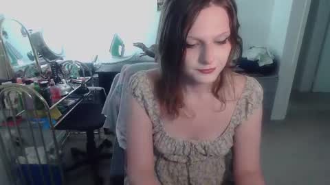 Goddess of Insanity online show from 06-12-26, 03:00