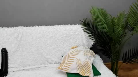 goddessemily_ online show from 12-17-24, 08:23