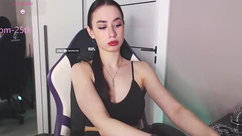 Goddess EmmaBratt princess online show from 02-08-26, 03:59