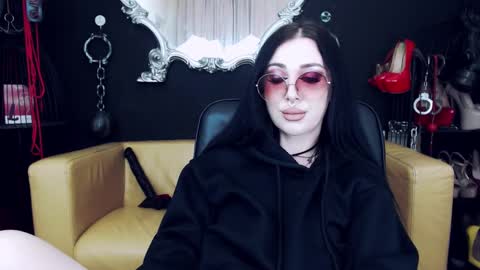 Snapshot of goddessgeorgia chatting on 03-08-25, 04:50 Goddess Georgia online show from 03-08-25, 04:50