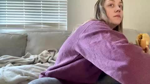 Snapshot of goddessmayvn chatting on 04-30-26, 02:23 GoddessMayvn online show from 04-30-26, 02:23