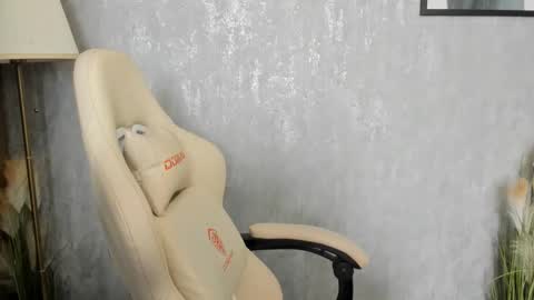 Mistress online show from 10-28-25, 09:02