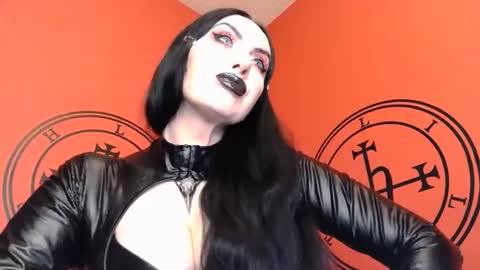 Snapshot of goddessmidnight chatting on 05-16-26, 04:39 GODDESS MIDNIGHT online show from 05-16-26, 04:39