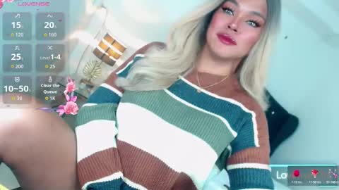 Snapshot of goddesss_hera chatting on 11-27-25, 12:51 Miss Anna online show from 11-27-25, 12:51