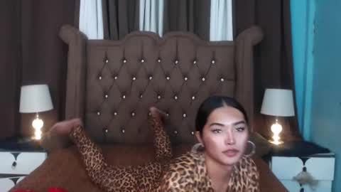 Snapshot of goddessvina7068 chatting on 02-28-25, 02:09 goddessvina7068 online show from 02-28-25, 02:09