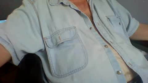 Snapshot of godfather943 chatting on 07-03-26, 04:57 godfather943 online show from 07-03-26, 04:57