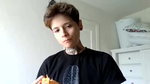 Snapshot of godlikearies chatting on 03-10-25, 10:02 L online show from 03-10-25, 10:02