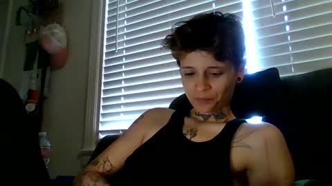 Snapshot of godlikearies chatting on 03-12-25, 09:35 L online show from 03-12-25, 09:35