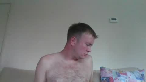 Snapshot of gogo12104 chatting on 09-09-25, 05:45 jme online show from 09-09-25, 05:45