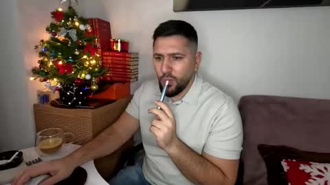 gold_alpha_boy online show from 12-04-25, 09:51